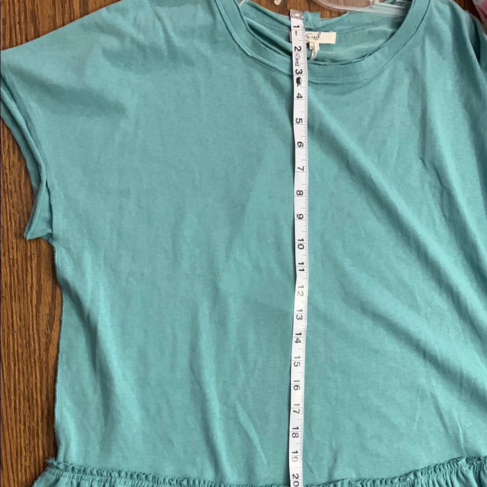 Easel Green Short Sleeve Shirt with Ruffles NWT - Picture 5 of 8